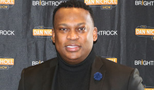 Robert-Marawa-s
